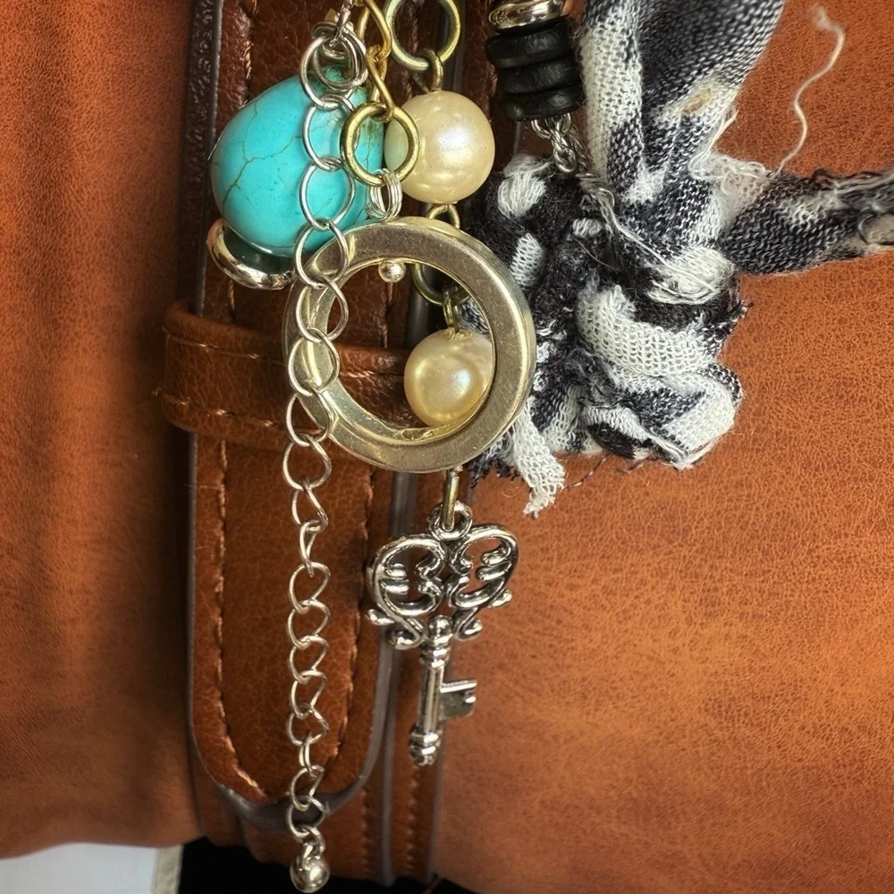 Brown Leather Key Holder with Silver Accents